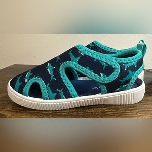 Carters Toddler Boys TROY-B Navy Shark Velcro Sandals . NWT/box. Size Toddler 8